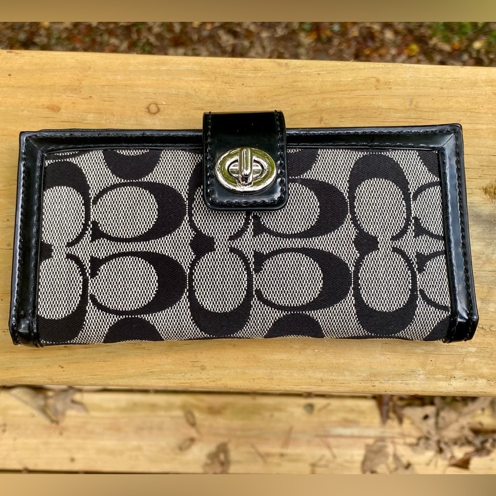 Coach Black Signature Turnlock Wallet
